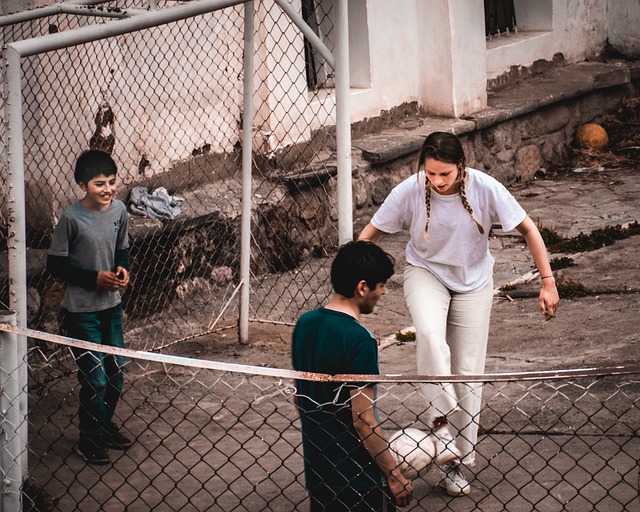 境不佳的背 境不佳的背